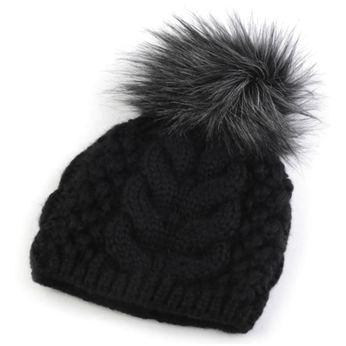 Dámska móda, doplnky - Zimná pletená čiapka s brmbolcom - čierna