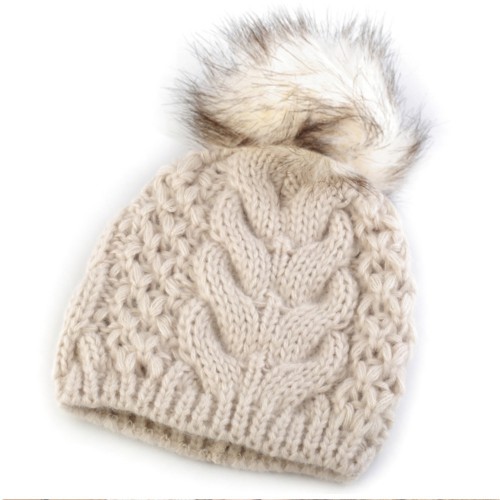 Dámska móda, doplnky - Zimná pletená čiapka s brmbolcom - béžová