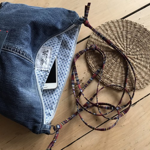 Dámska móda, doplnky - Verato Crossbody kabelka z džínsoviny