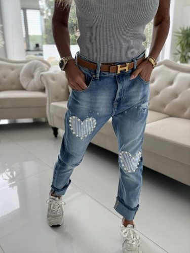 Dámska móda, doplnky - Tmavomodré jeans s perličkovou aplikáciou
