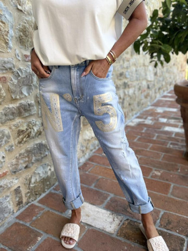 Dámska móda, doplnky - Dámske jeans N5 s čipkou