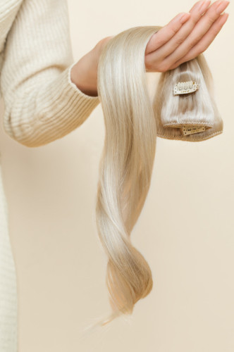 Predlžovanie vlasov, účesy - Clip in vlasy 40 cm – 9dielna sada z pravých ľudských vlasov vo farbe ľadová blond