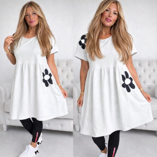 Dámska móda, doplnky - Dámske šaty s kvetmi - biela