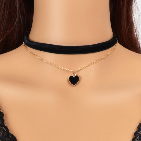 Zamatový choker náhrdelník Black Heart