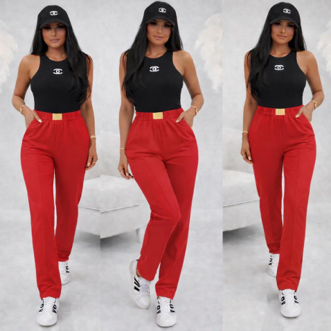 Športová elegancia - bavlnené nohavice Gold - červené